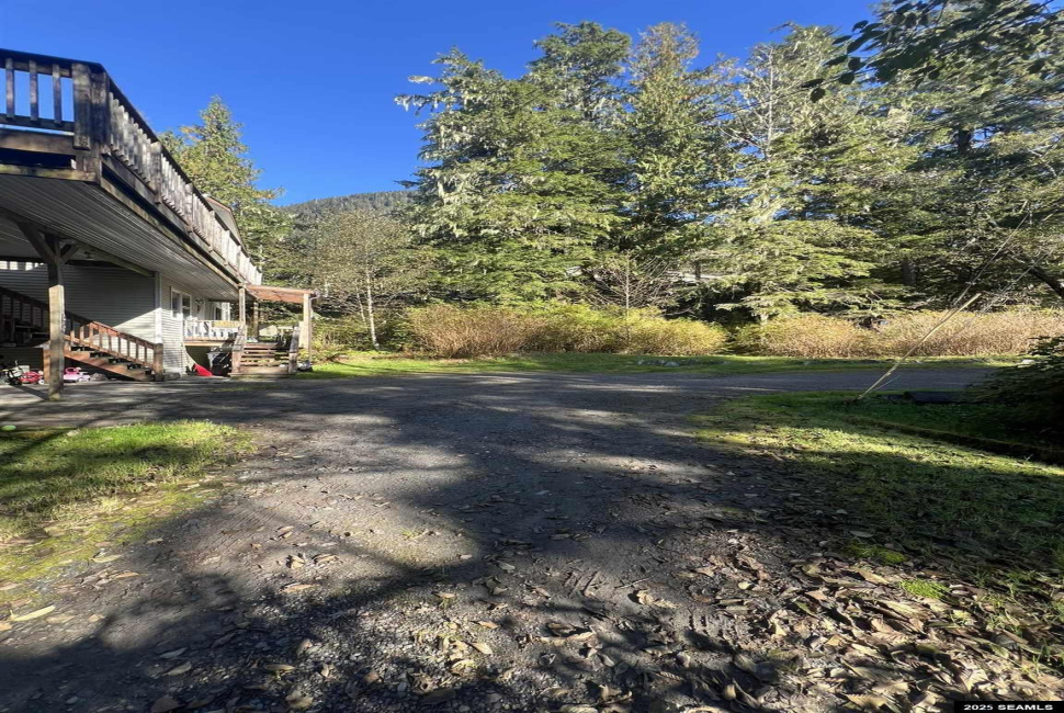 592 A/B Salmonberry Circle, Ketchikan, Alaska 99901, 0 , 0 ,0,Duplex,Multifamily,Salmonberry Circle,0,25918