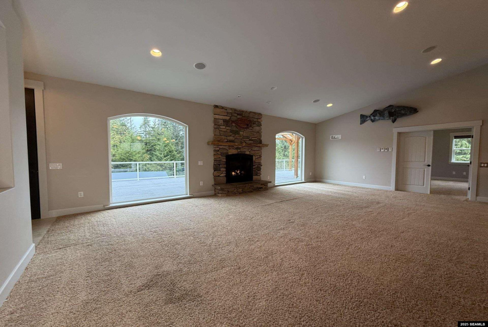 243 Mattle Road, Ketchikan, Alaska 99901, 0 , 0 ,0,Duplex,Multifamily,Mattle Road,0,25938