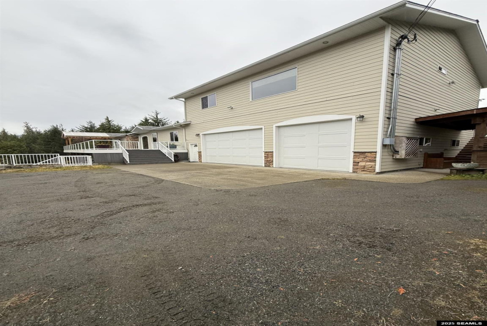 243 Mattle Road, Ketchikan, Alaska 99901, 0 , 0 ,0,Duplex,Multifamily,Mattle Road,0,25938
