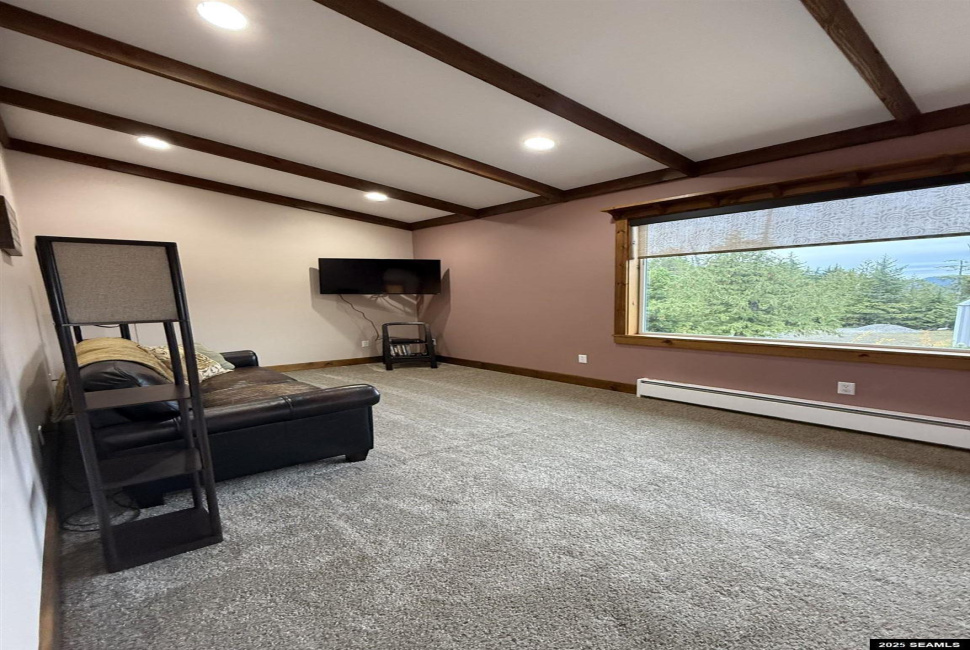 243 Mattle Road, Ketchikan, Alaska 99901, 0 , 0 ,0,Duplex,Multifamily,Mattle Road,0,25938