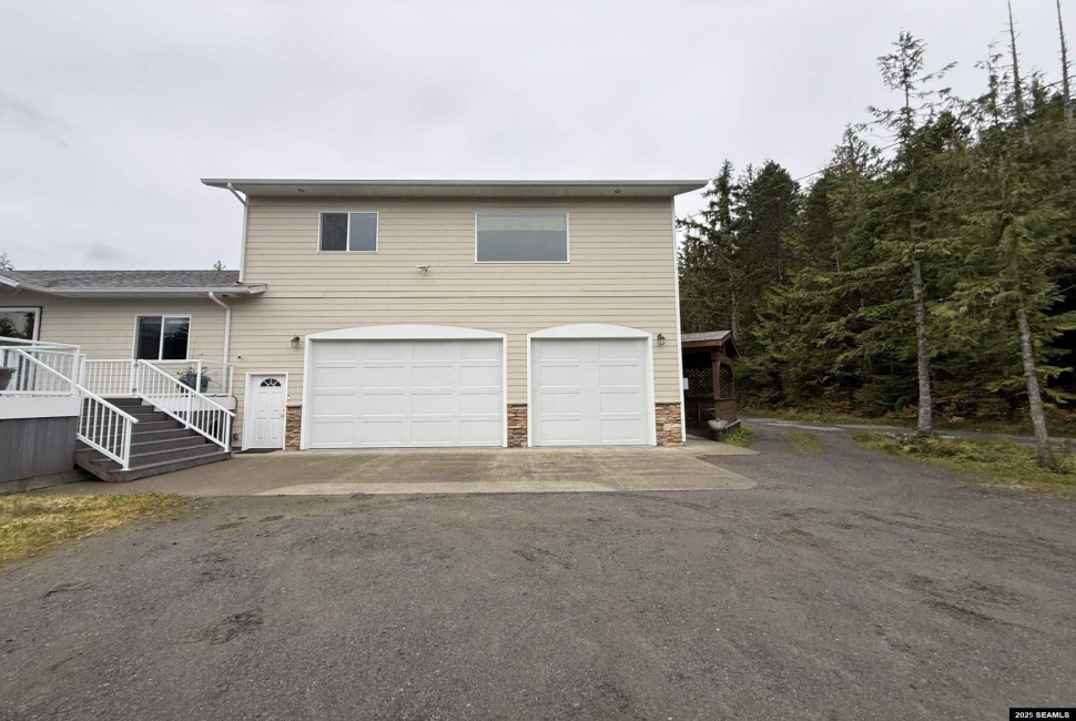 243 Mattle Road, Ketchikan, Alaska 99901, 0 , 0 ,0,Duplex,Multifamily,Mattle Road,0,25938