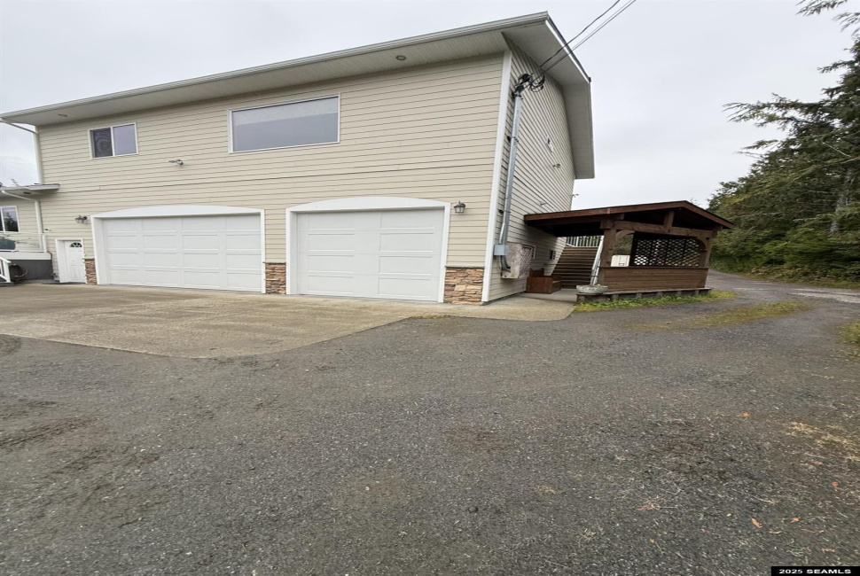 243 Mattle Road, Ketchikan, Alaska 99901, 0 , 0 ,0,Duplex,Multifamily,Mattle Road,0,25938