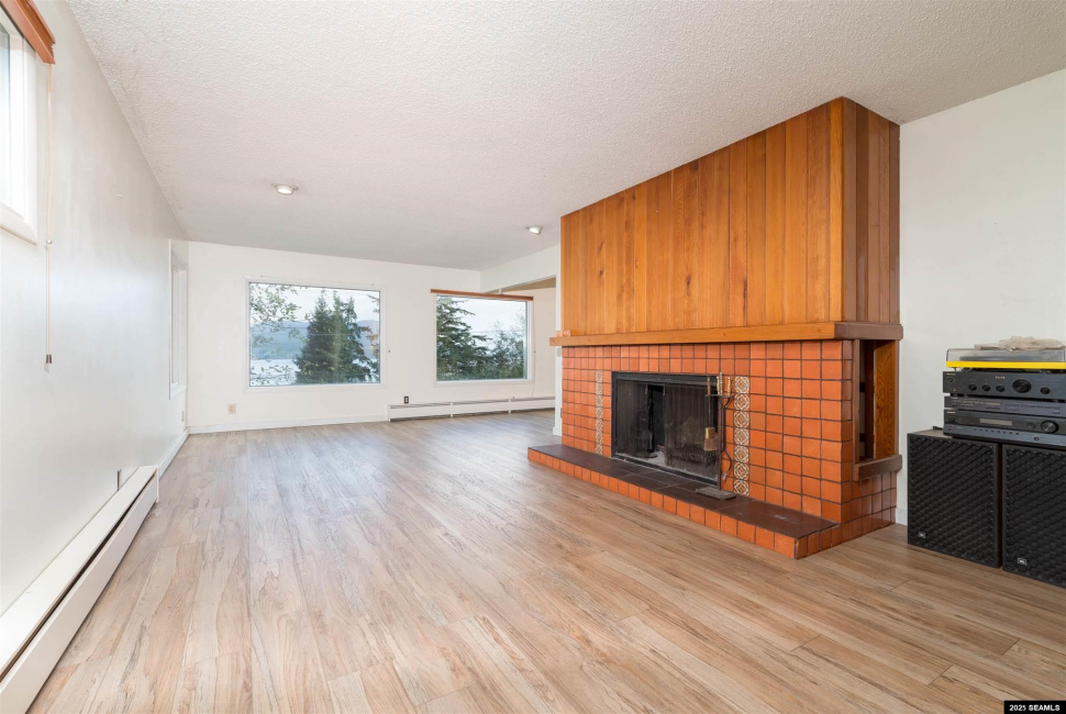 6227 Tongass Hwy., Ketchikan, 99901, 4 Bedrooms Bedrooms, 0 ,3 BathroomsBathrooms,Single Family,Residential,Tongass Hwy.,0,25947