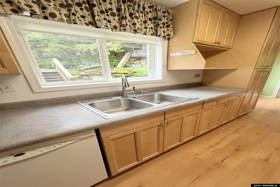 12399 Blackberry Lane, Ketchikan, 99901, 4 Bedrooms Bedrooms, 0 ,2 BathroomsBathrooms,Single Family,Residential,Blackberry Lane,0,25358