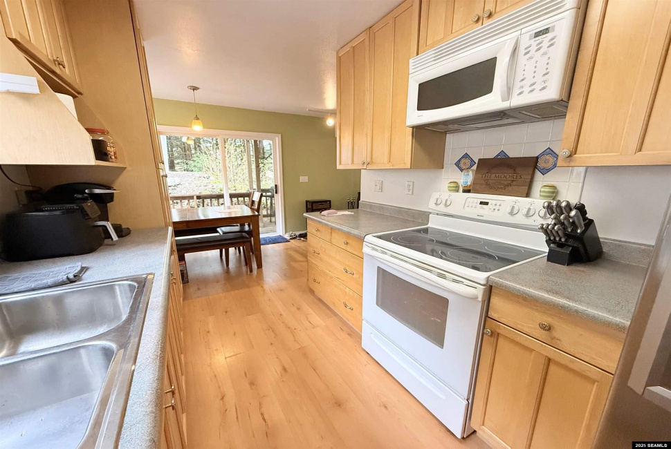 12399 Blackberry Lane, Ketchikan, 99901, 4 Bedrooms Bedrooms, 0 ,2 BathroomsBathrooms,Single Family,Residential,Blackberry Lane,0,25358