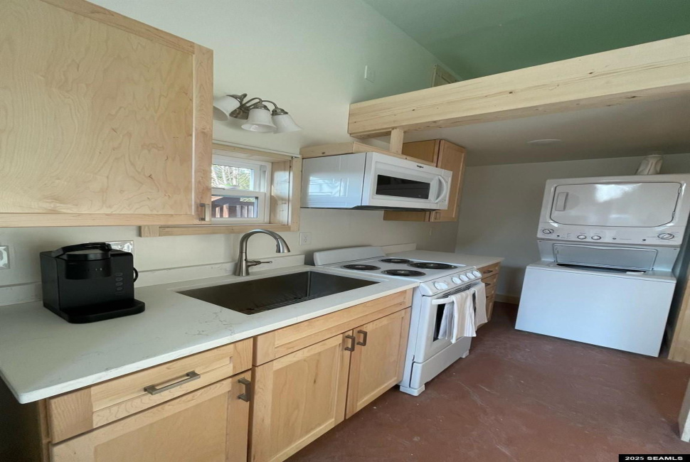 1296 Fifth Street, Ketchikan, Alaska 99901, 0 , 0 ,0,Duplex,Multifamily,Fifth Street,0,25981