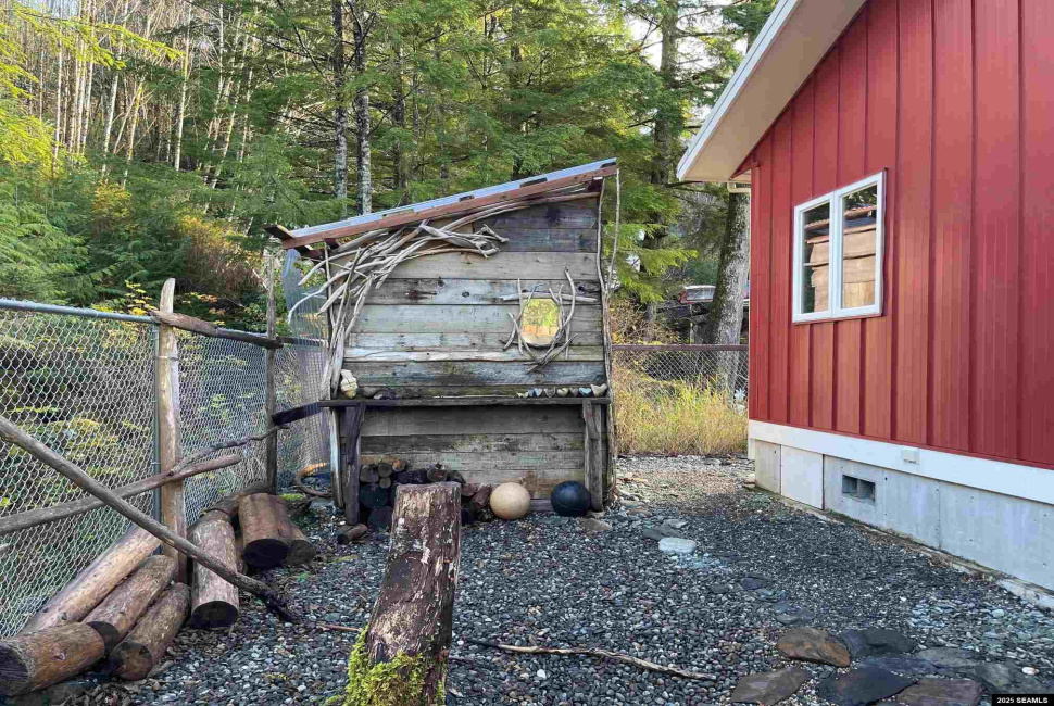 1296 Fifth Street, Ketchikan, Alaska 99901, 0 , 0 ,0,Duplex,Multifamily,Fifth Street,0,25981