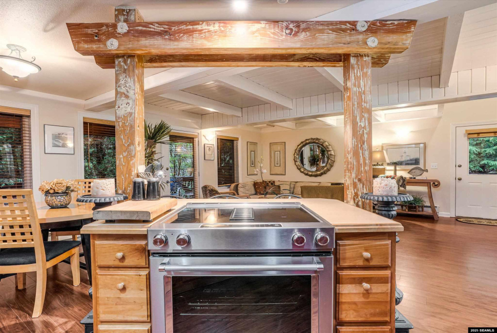 277 Huddle Road, Ketchikan, 99901, 4 Bedrooms Bedrooms, 0 ,2 BathroomsBathrooms,Single Family,Residential,Huddle Road,0,25983