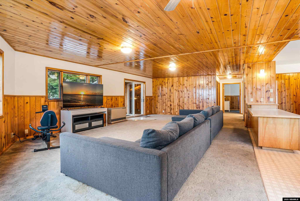 695 Sunset Drive, Ketchikan, Alaska 99901, 0 , 0 ,0,Duplex,Multifamily,Sunset Drive,0,26026