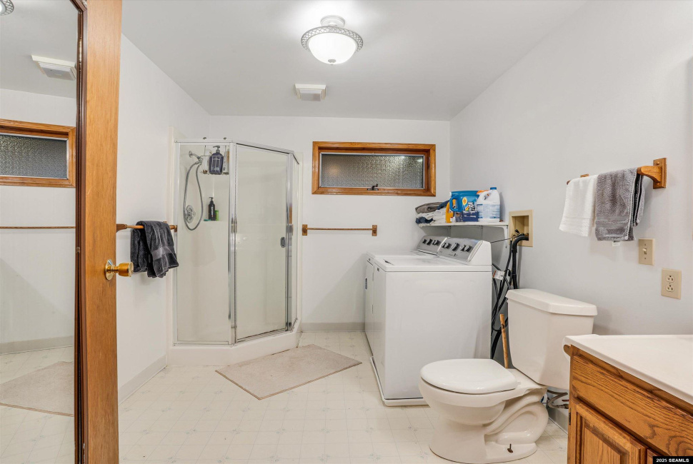 695 Sunset Drive, Ketchikan, Alaska 99901, 0 , 0 ,0,Duplex,Multifamily,Sunset Drive,0,26026