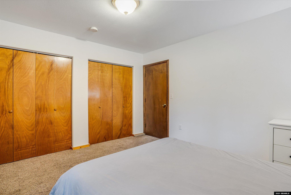 695 Sunset Drive, Ketchikan, Alaska 99901, 0 , 0 ,0,Duplex,Multifamily,Sunset Drive,0,26026