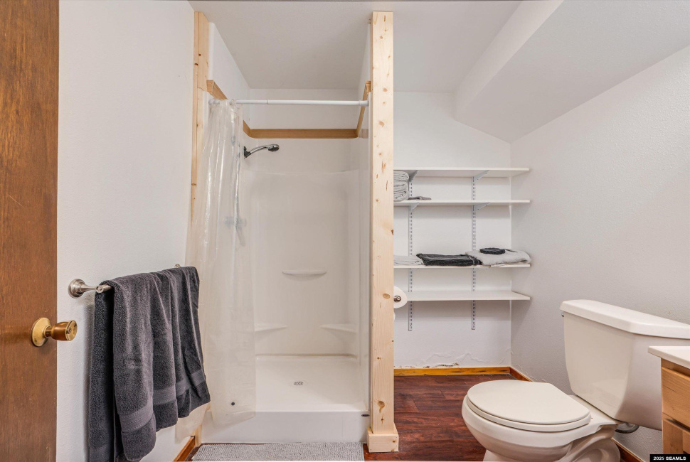 695 Sunset Drive, Ketchikan, Alaska 99901, 0 , 0 ,0,Duplex,Multifamily,Sunset Drive,0,26026