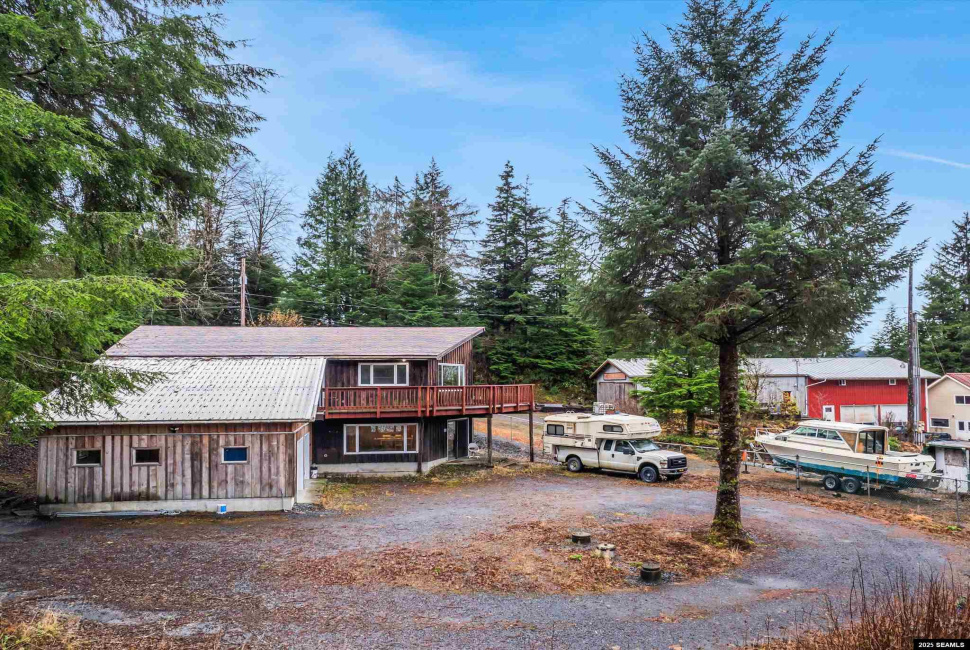 695 Sunset Drive, Ketchikan, Alaska 99901, 0 , 0 ,0,Duplex,Multifamily,Sunset Drive,0,26026