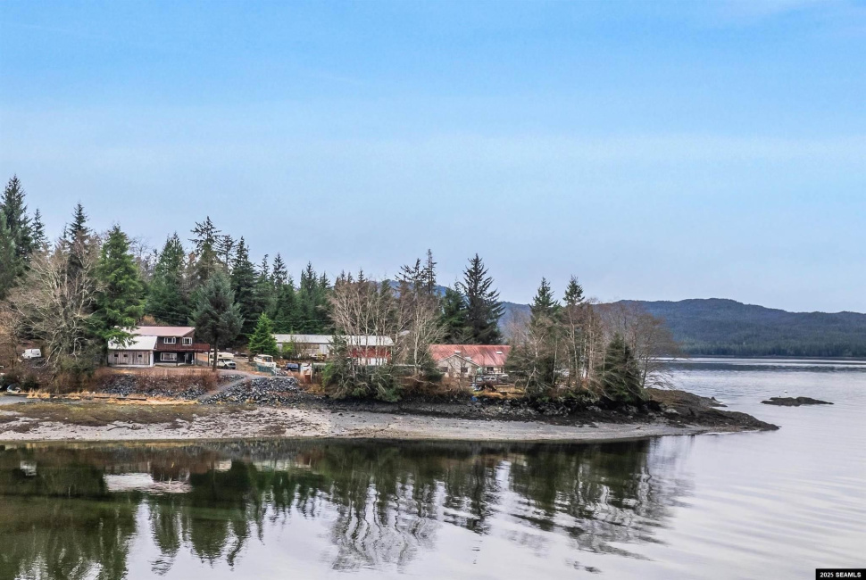 695 Sunset Drive, Ketchikan, Alaska 99901, 0 , 0 ,0,Duplex,Multifamily,Sunset Drive,0,26026