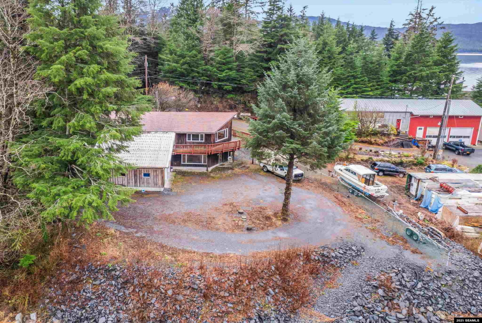 695 Sunset Drive, Ketchikan, Alaska 99901, 0 , 0 ,0,Duplex,Multifamily,Sunset Drive,0,26026