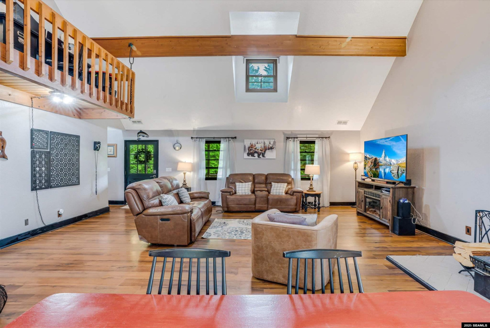 413 Higgins Court, Ketchikan, 99901, 3 Bedrooms Bedrooms, 0 ,2 BathroomsBathrooms,Single Family,Residential,Higgins Court,0,25762