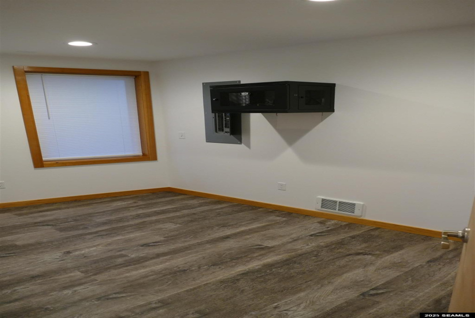 3159 Tongass Avenue, Ketchikan, Alaska 99901, 0 , 0 ,0,Office,Commercial/industrial,Tongass Avenue,0,25092