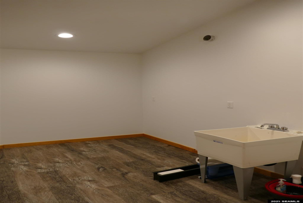 3159 Tongass Avenue, Ketchikan, Alaska 99901, 0 , 0 ,0,Office,Commercial/industrial,Tongass Avenue,0,25092