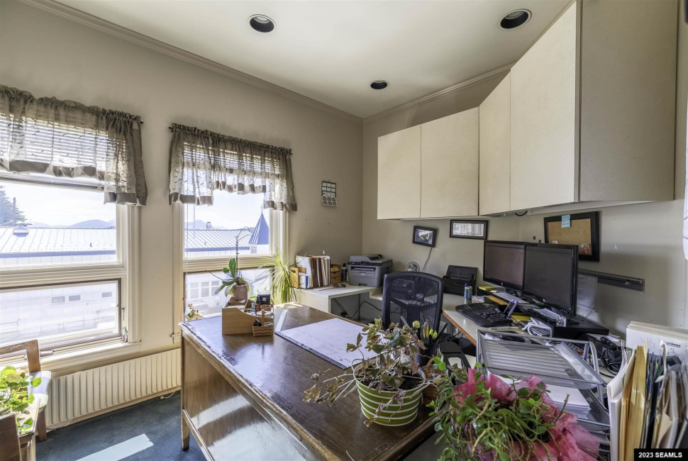 426 Main Street, Ketchikan, Alaska 99901-9999, 0 , 0 ,0,Office/warehouse,Commercial/industrial,Main Street,0,23313